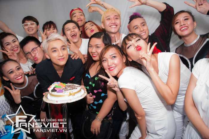 sơn tùng và bạn bè