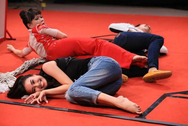 bí mật đêm chủ nhật