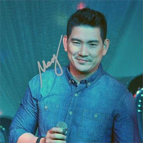 Vẻ nam tính, lịch lãm của quý ông ngoại tứ tuần không chỉ dễ dàng làm siêu lòng các eva mà còn là niềm mơ ước của bất cứ đấng mày râu nào. 