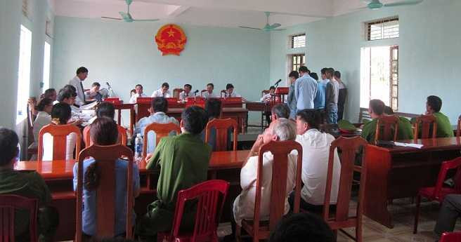 ‘Đại bàng’ ra uy, chỉ đạo đàn em đánh bạn tù tới chết