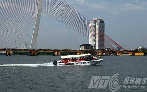 Đà Nẵng, họp HĐND, du lịch, Bí thư, thành ủy, chấn vấn, sông Hàn