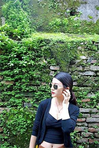 Lala Mai Chi nhí nhảnh ngày nào giờ đã là một cô gái sành điệu, ăn mặc táo bạo.