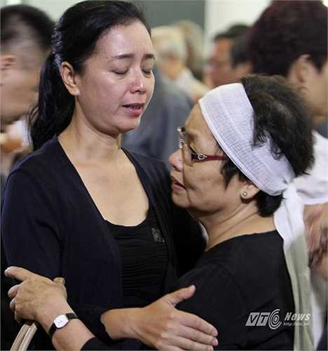 Bà chia sẻ nỗi mất mát to lớn cùng gia đình nhạc sĩ An Thuyên.