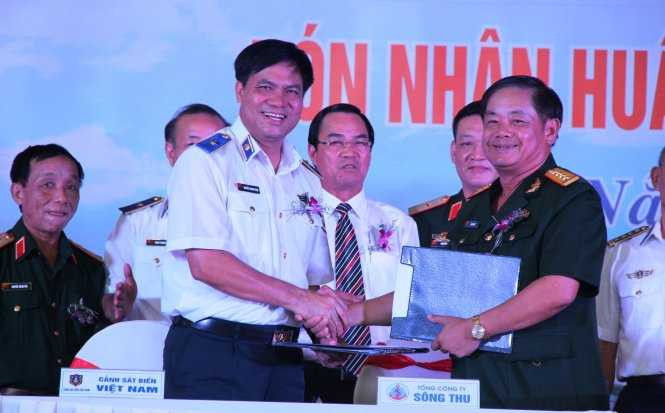 Cảnh sát biển Việt Nam đón nhận 2 tàu hiện đại