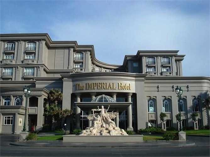 Gia đình cô sở hữu khách sạn 5 sao ở TP.Vũng Tàu, nơi Hà Kiều Anh thường xuyên đến nghỉ dưỡng và chăm sóc.