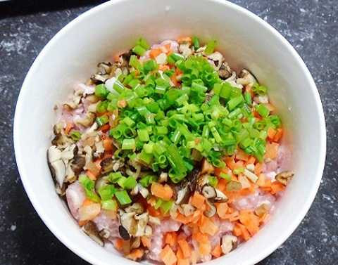 cà chua nhồi thịt