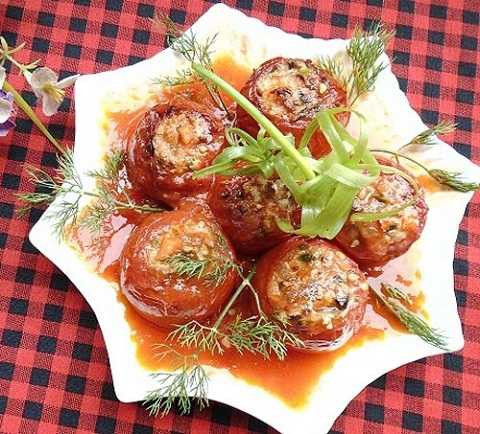 cà chua nhồi thịt