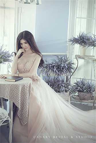 Những shoot hình xinh xắn, lãng mạn của Lily luta.