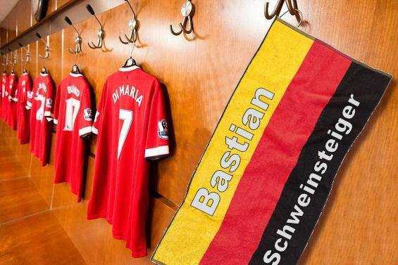 Dù vui sướng nhưng fan Man Utd cũng hoài nghi về khả năng thành công của nhà vô địch thế giới 2014