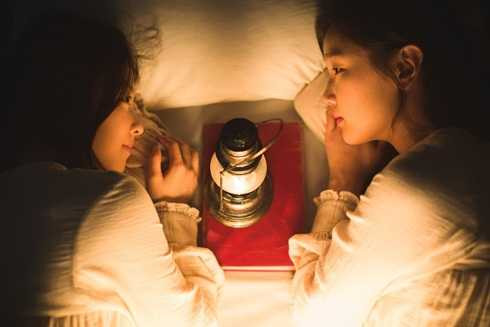 ngôi trường ma quái