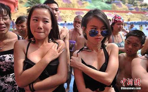 Sự kiện thú vị này đã thu hút đông đảo người tham gia và những người hiếu kỳ.