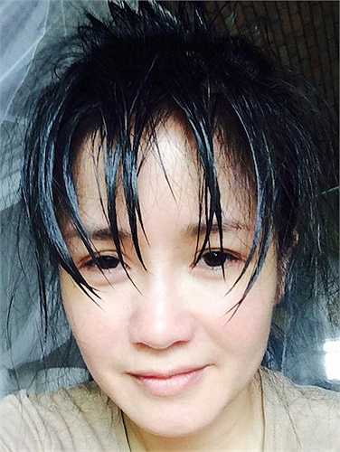 “Cô Bống” Hồng Nhung nổi tiếng là mỹ nhân không tuổi của showbiz Việt 