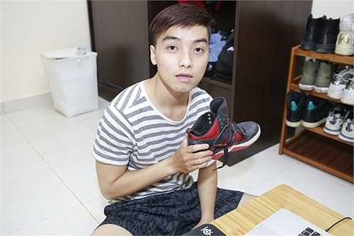 Căn hộ Ngọc Trai đang thuê ở nằm trong một khu chung cư ở quận 4, TP. HCM. Nơi đây gần trung tâm nên việc đi lại làm việc hay gặp gỡ bạn bè của Ngọc Trai cũng thuận tiện hơn. 