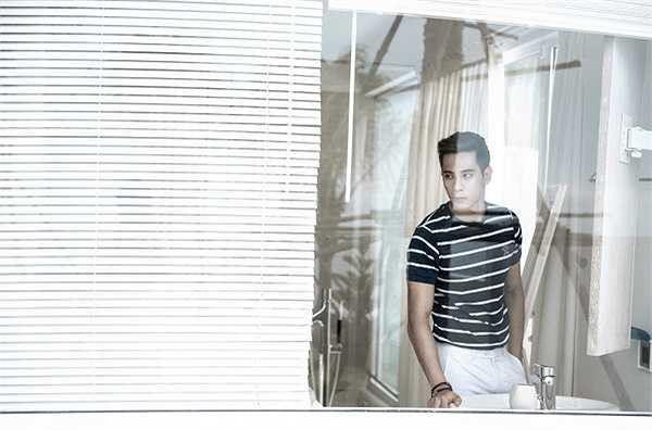 Luôn được khen ngợi về phong cách ăn mặc, Hồ Vĩnh Khoa đã luôn thể hiện tốt gu thẩm mỹ của mình trong cách phối đồ dù là trong công việc hay cuộc sống hằng ngày. 