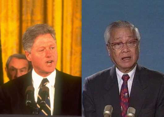 Tổng thống Bill Clinton (trái) và Thủ tướng Võ Văn Kiệt tuyên bố quyết định bình thường hóa quan hệ năm 1995