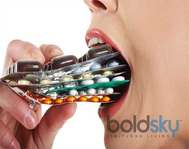 Sốt vi rút có phải là vấn đề nghiêm trọng? Có, sốt vi rút là một vấn đề nghiêm trọng. Nếu bệnh nhân cảm thấy yếu, không ăn được hoặc uống được, bệnh nhân cần phải nói ra. Trường hợp nghiêm trọng nữa là không khỏi được khi dùng thuốc kháng sinh.