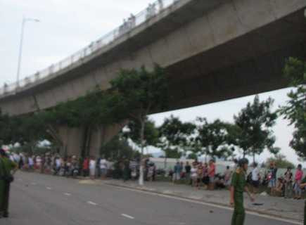 Tai nạn thảm khốc trên cầu Thuận Phước, 5 người thương vong