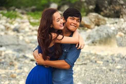 Diễn xuất của Angela Phương Trinh trong 'Biết chết liền' không được đánh giá cao.