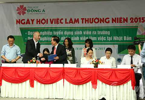 ngàn sinh viên, ngày hội, việc làm, Đông Á, Đà Nẵng, tốt nghiệp, doanh nghiệp