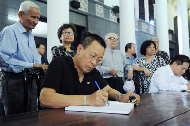 đám tang nsnd đình quang