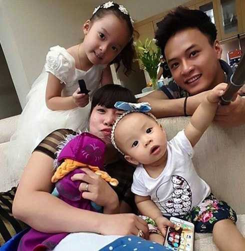 Hồng Đăng hiện đã là ông bố 2 con nhưng vẫn rất xì tin