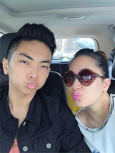 Phan Hiển - Khánh Thi nhí nhảnh trong một shoot ảnh.