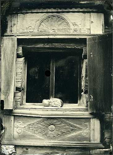 Cửa sổ của một ngôi nhà