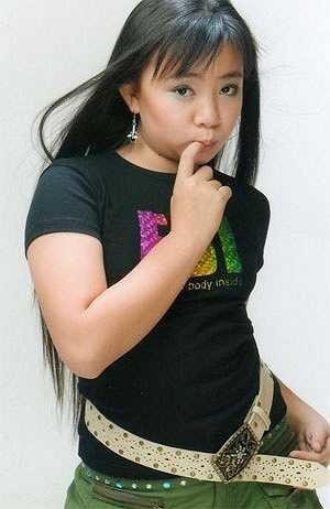 Khi lớn, Xuân Mai ngày một đổi khác. Nhiều người nhận xét, bé Xuân Mai không còn dễ thương như xưa.