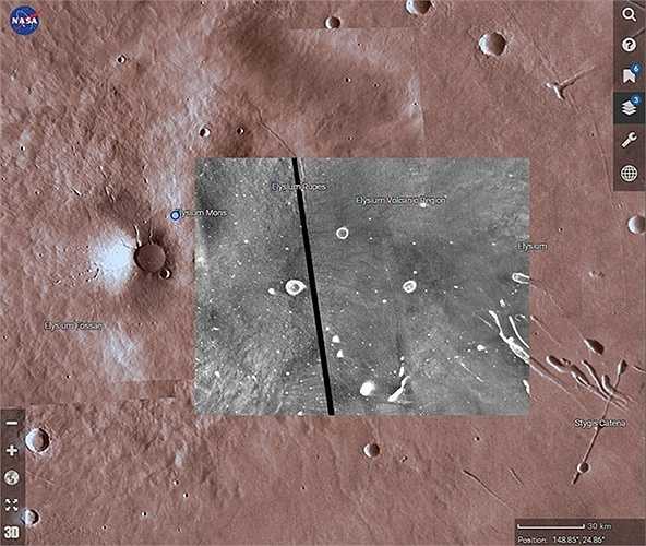 Dữ liệu lấy từ máy ảnh Mars Orbiter hiển thị địa hình dưới dạng màu đen và màu trắng. Ảnh: Michelle Starr/CNET