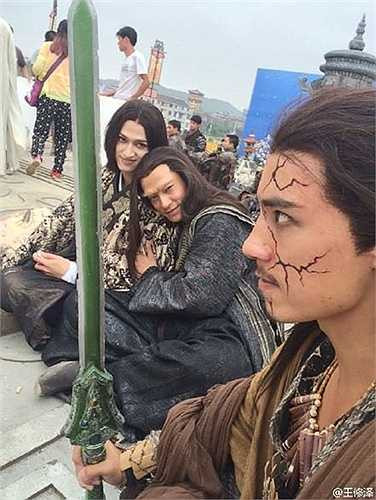 'Các ngươi cả gan thật, ăn xong rồi ngủ, không chừa phần ta...'