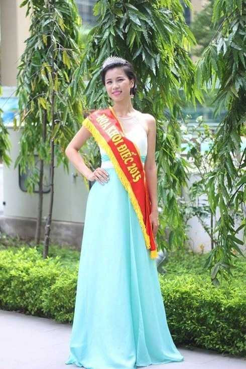 Thúy Đoan từng là á hậu cuộc thi Hoa khôi điếc tại Việt Nam.
