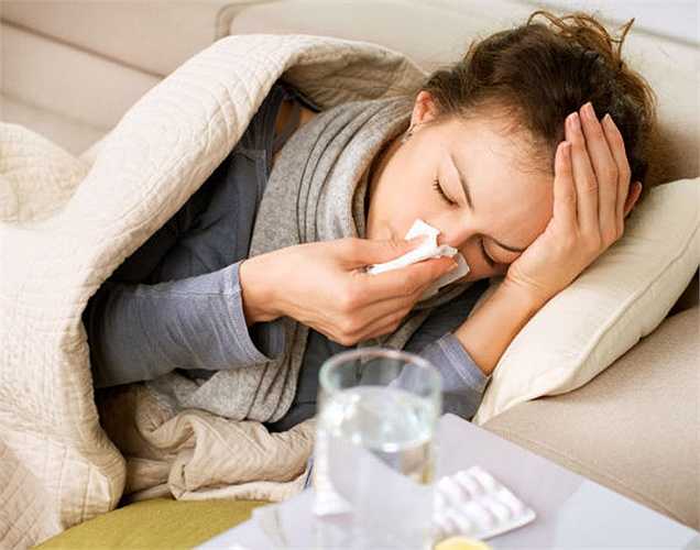 Cảm lạnh và cúm thông thường: Có thể lây lan dễ dàng cho một người khỏe mạnh nếu bàn chải đánh răng để gần nhau. Đặc biệt, không nên để bàn chải gần bàn chải của người bị bệnh HIV. 