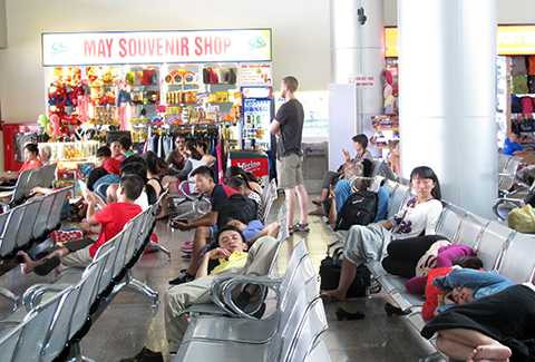 hàng trăm hành khách,TP HCM, chuyến bay, BL 595,hãng JetstarPacific, bị bỏ rơi, Sân bay Đà Nẵng