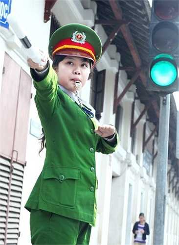 Cô bạn dễ thương này là Công Hồng Nhung, sinh năm 1992, đến từ Quảng Bình.