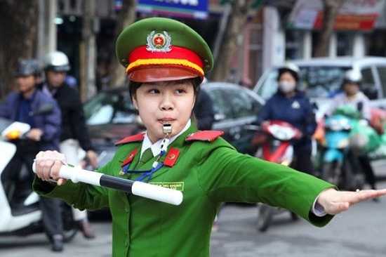 Cô cho biết, tuy nấu ăn không ngon nhưng cô luôn thử tài tìm hiểu và nấu các món ăn mới.