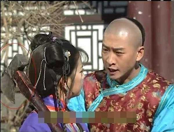 .. khi đổi góc máy.