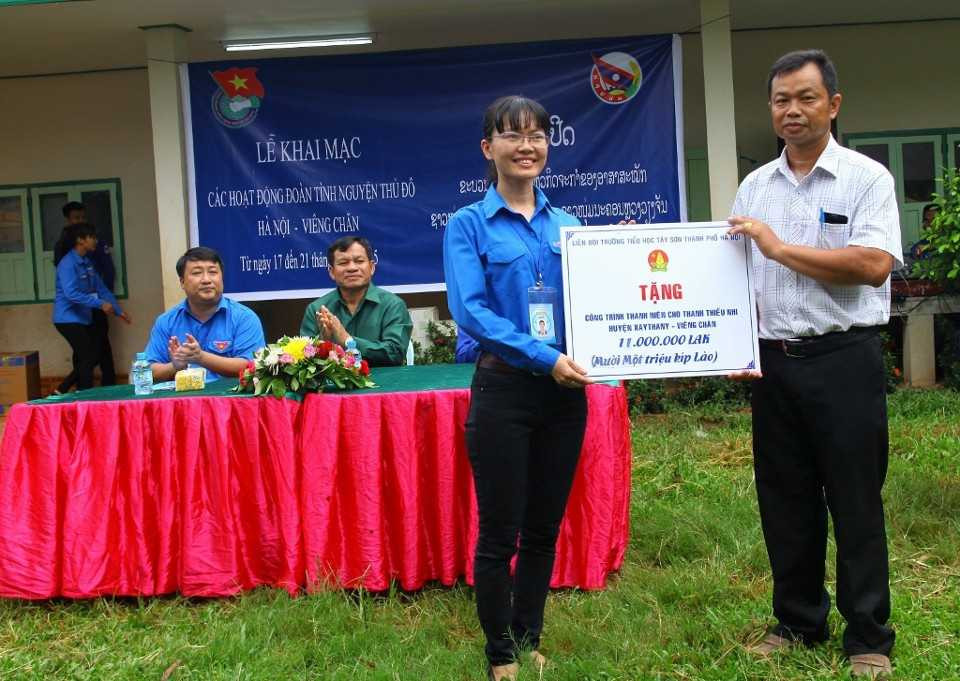 Thanh niên Thủ đô tình nguyện tại Lào