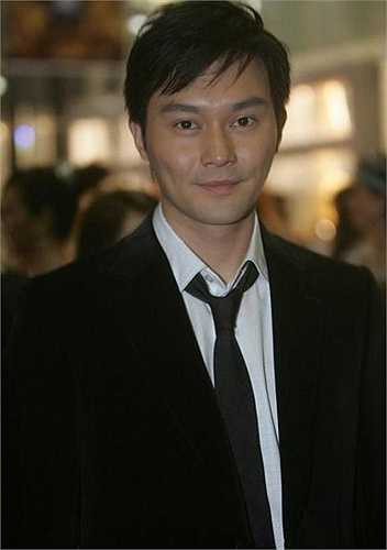 Trong số các tài tử thập niên 90, Trương Trí Lâm là ngôi sao vẫn còn sức hút mạnh mẽ với khán giả. Một phần, nhờ vẻ điển trai không tuổi, phần nữa là sự chung tình của anh bên cô vợ Viên Vịnh Nghi khiến công chúng vô cùng ngưỡng mộ. Mới đây, cặp vợ chồng nổi tiếng mới chụp ảnh cưới sau 14 năm kết hôn.