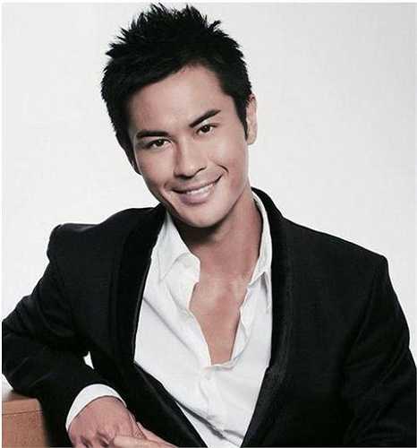 Mỹ nam Hong Kong Trịnh Gia Dĩnh mới đây vừa gây được ấn tượng với khán giả qua bộ phim Thiên nhãn đóng cùng Dương Di. Sự tái ngộ của anh nhận được sự ủng hộ nhiệt tình của đông đảo người xem.