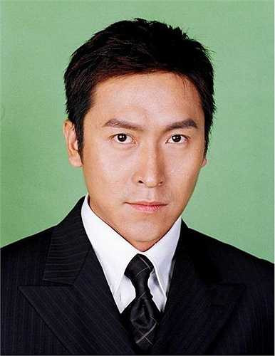 Mã Đức Chung từng gây ấn tượng với khán giả Việt Nam qua bộ phim Mạnh Lệ Quân và Bao la vùng trời. Gần đây, anh có dịp sang Việt Nam để quảng bá cho bộ phim Tình xuyên biên giới đóng cùng Khánh My và 'hoa hậu trả vương miện' Triệu Thị Hà.