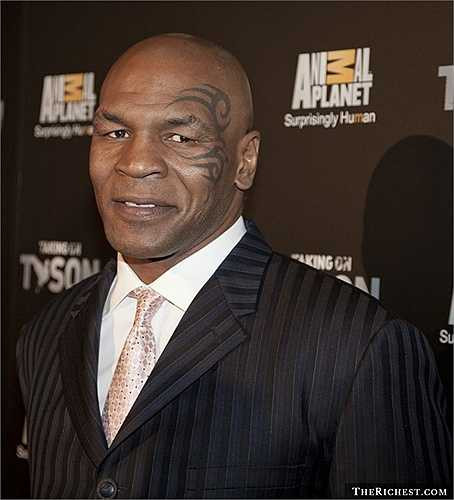 Mike Tyson. Sự nghiệp và cuộc sống đầy tai tiếng của tay đấm bốc hạng năm Mike Tyson đã trở nên quá quen thuộc với nhiều người. Sau xì căng đan cắn tai đối thủ, Mike Tyson từng phải đi tù vì tội hiếp dâm, sử dụng chất kích thích. Ra tù, tay đấm này cũng theo đuổi lối sống không lành mạnh và tiêu tiền như nước. Đến nay,Mike Tyson đã phải tuyên bố phá sản với khoản nợ lên tới 27 triệu USD