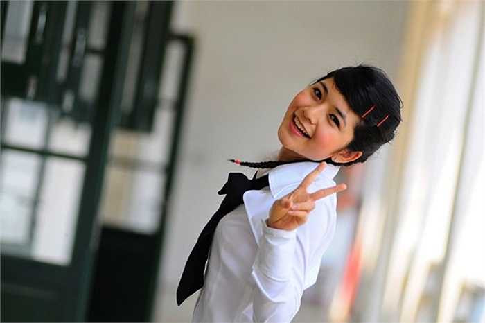 Nữ diễn viên Mai Chi tạo được nhiều thiện cảm với khán giả khi hóa thân vào nhân vật Lala trong sitcom 12A8. Sau đó, cô còn tham gia vào một vài phim truyền hình khác, trong đó đáng chú ý là phim Trần Thủ Độ. Trong quá trình tham gia bộ phim nói về vị Thái sư nổi tiếng thời nhà Trần, nữ diễn viên sinh năm 1990 phải chịu liên tiếp 3 nỗi đau khi em trai, bà ngoại và ông nội của cô lần lượt ra đi chỉ trong vòng 2 tháng. 