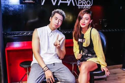 Karik cùng VJ Kaylee.