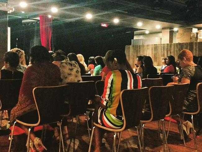 Lời thú nhận của những 'chân dài' cặp với đại gia