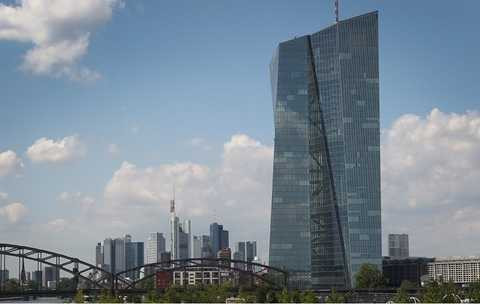 7 quốc gia đứng đầu về doanh số bán xe điện năm 2015