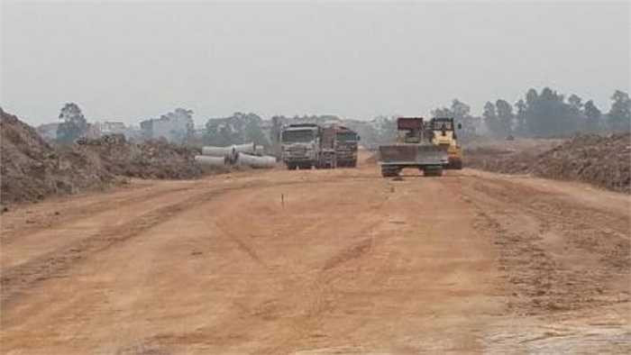 Đáng chú ý, vừa mới đây UBND TP Hà Nội đã phê duyệt quy hoạch chi tiết 1/500 dự án đô thị Thanh Hà -Cienco 5. Đây là dự án đô thị lớn nhất Hà Nội có mật độ cây xanh, hồ nước rộng. 