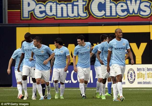 Man City du đấu ở Mỹ