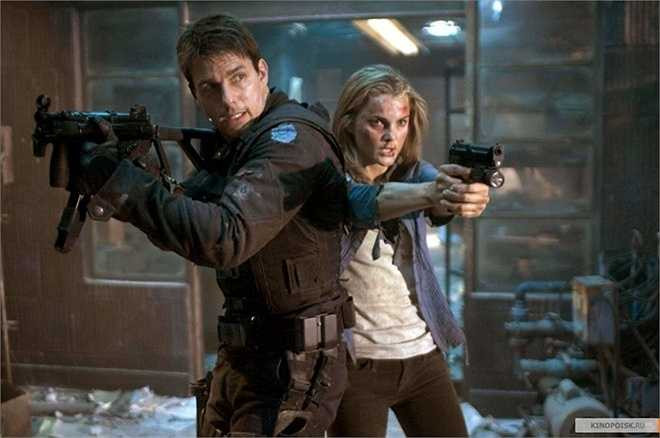 Keri Russell: Lindsey Farrris không xuất hiện nhiều trong Mission: Impossible III, bởi đây chính là học trò mà Ethan Hunt có nhiệm vụ giải cứu. Song, trong khoảng thời gian ngắn ngủi, cô vẫn có cơ hội thể hiện các pha hành động bên cạnh người hùng của loạt phim.