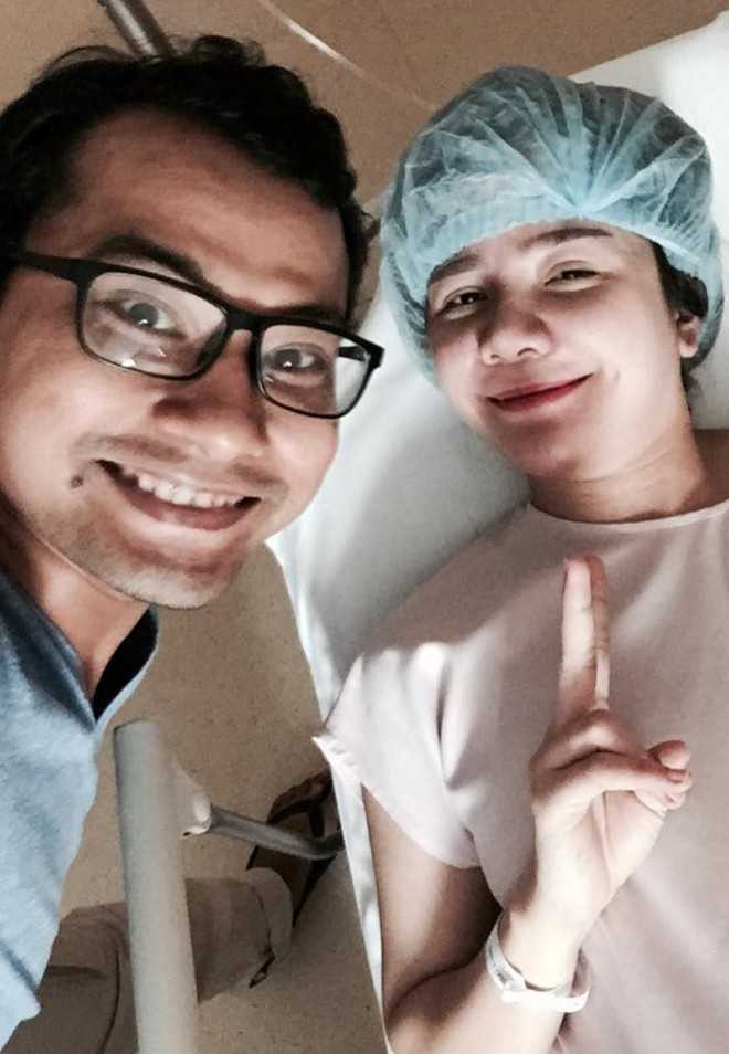 Huỳnh Đông chia sẻ khoảnh khắc hạnh phúc của hai vợ chồng. Ảnh: FBNV.