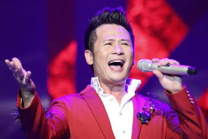 Theo tiết lộ của ca sĩ hải ngoại Bảo Khánh, top ca sĩ có mức cát-xê cao nhất ở hải ngoại hiện nay là Bằng Kiều, Minh Tuyết, Mai Thiên Vân, Quang Lê, Thái Hòa, Ngọc Anh, Tóc Tiên.... Thù lao của họ vào khoảng 4 - 5.000 USD/show diễn. Những ca sĩ này khi về nước biểu diễn mức cát-xê có thể cao hơn.